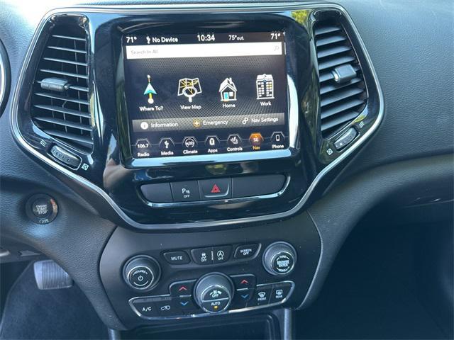 used 2019 Jeep Cherokee car, priced at $16,624
