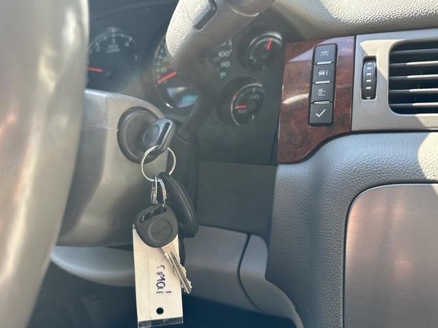 used 2014 GMC Yukon car, priced at $10,999