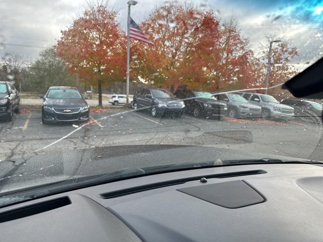 used 2020 Chevrolet Suburban car, priced at $21,999