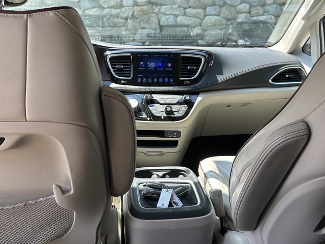 used 2017 Chrysler Pacifica car, priced at $7,500