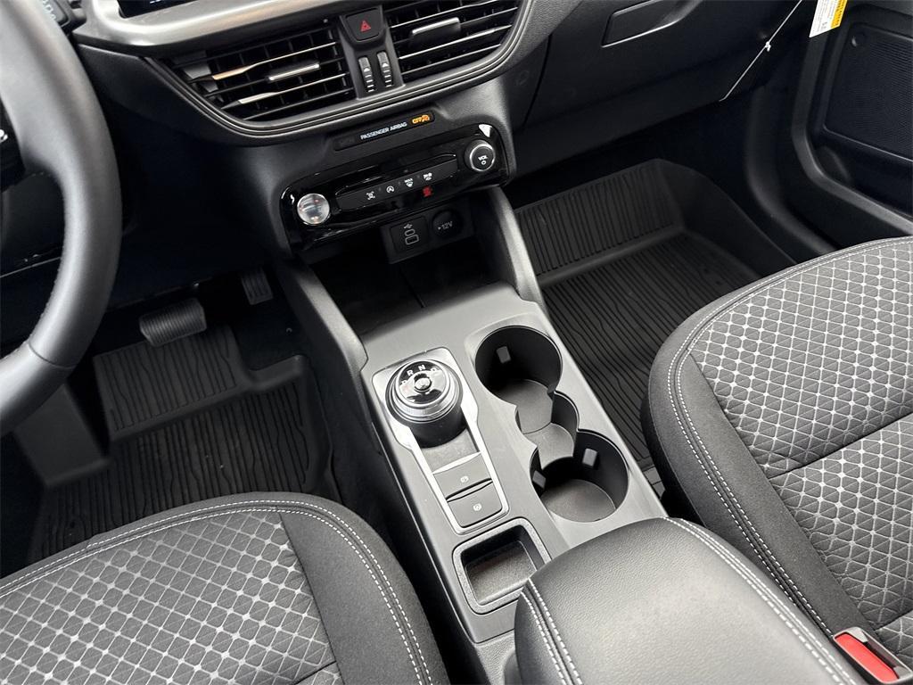 new 2025 Ford Escape car, priced at $32,070
