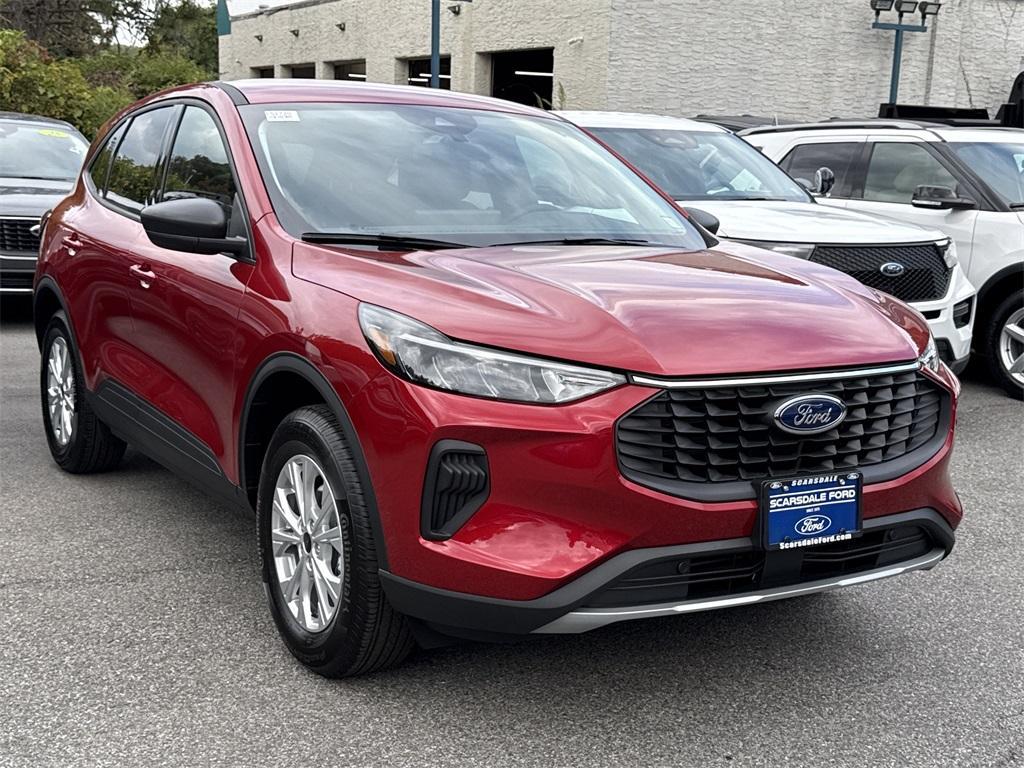 new 2025 Ford Escape car, priced at $32,070