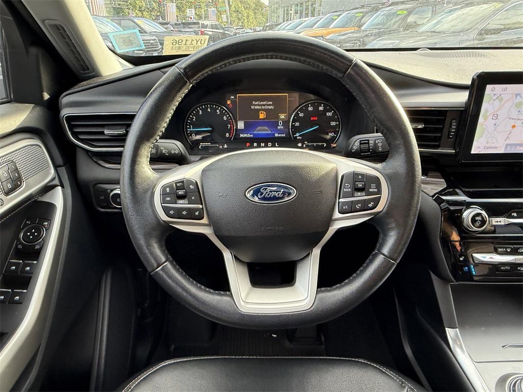 used 2022 Ford Explorer car, priced at $30,900