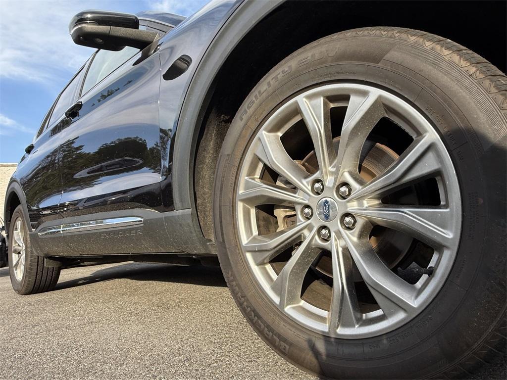 used 2022 Ford Explorer car, priced at $30,900