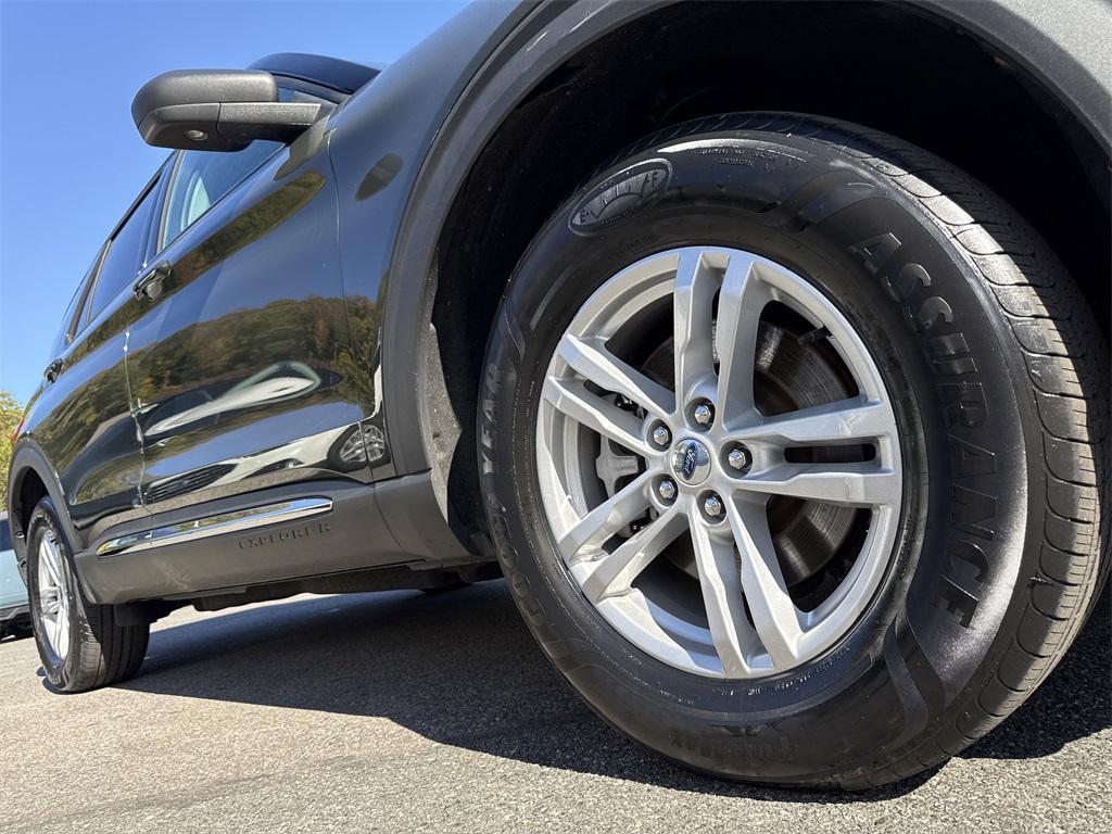 used 2022 Ford Explorer car, priced at $26,900