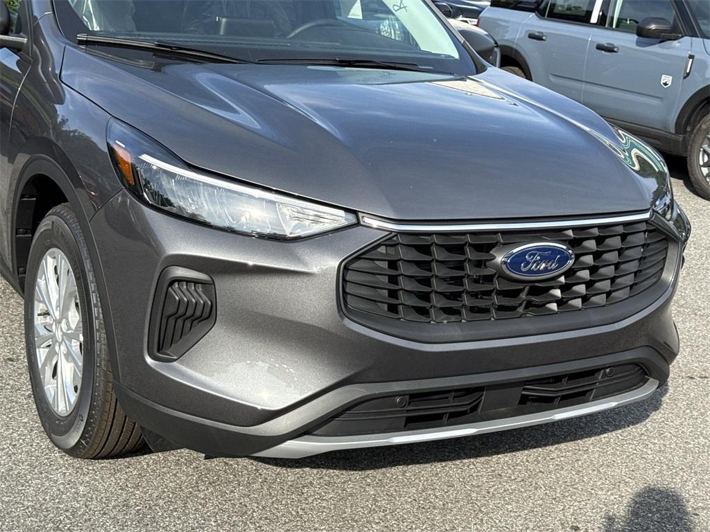 new 2025 Ford Escape car, priced at $28,705