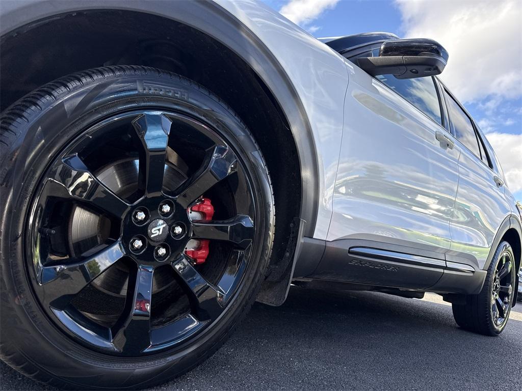 used 2021 Ford Explorer car, priced at $32,900