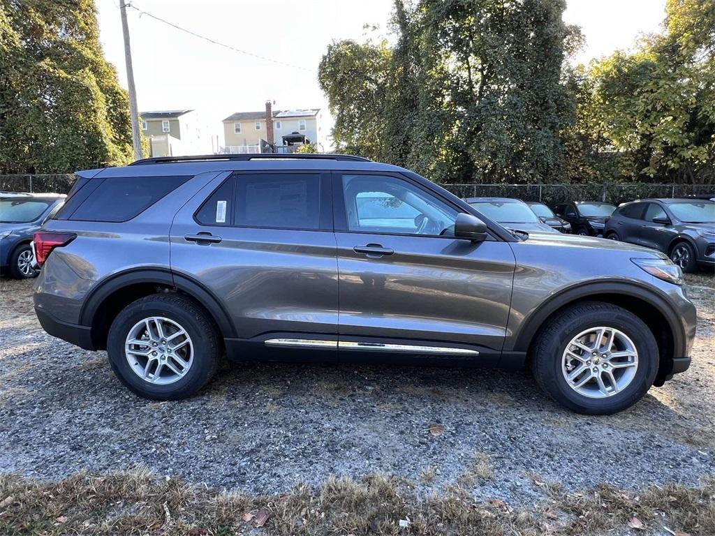 new 2025 Ford Explorer car, priced at $42,550