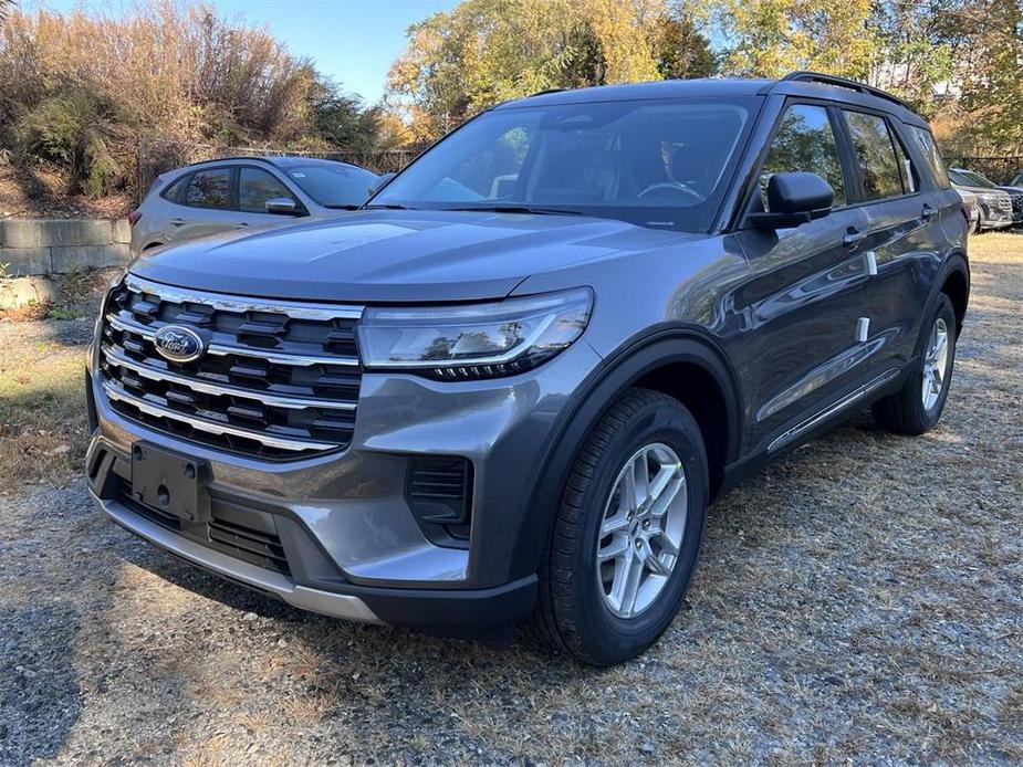 new 2025 Ford Explorer car, priced at $42,550