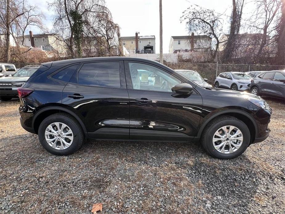 new 2025 Ford Escape car, priced at $33,075