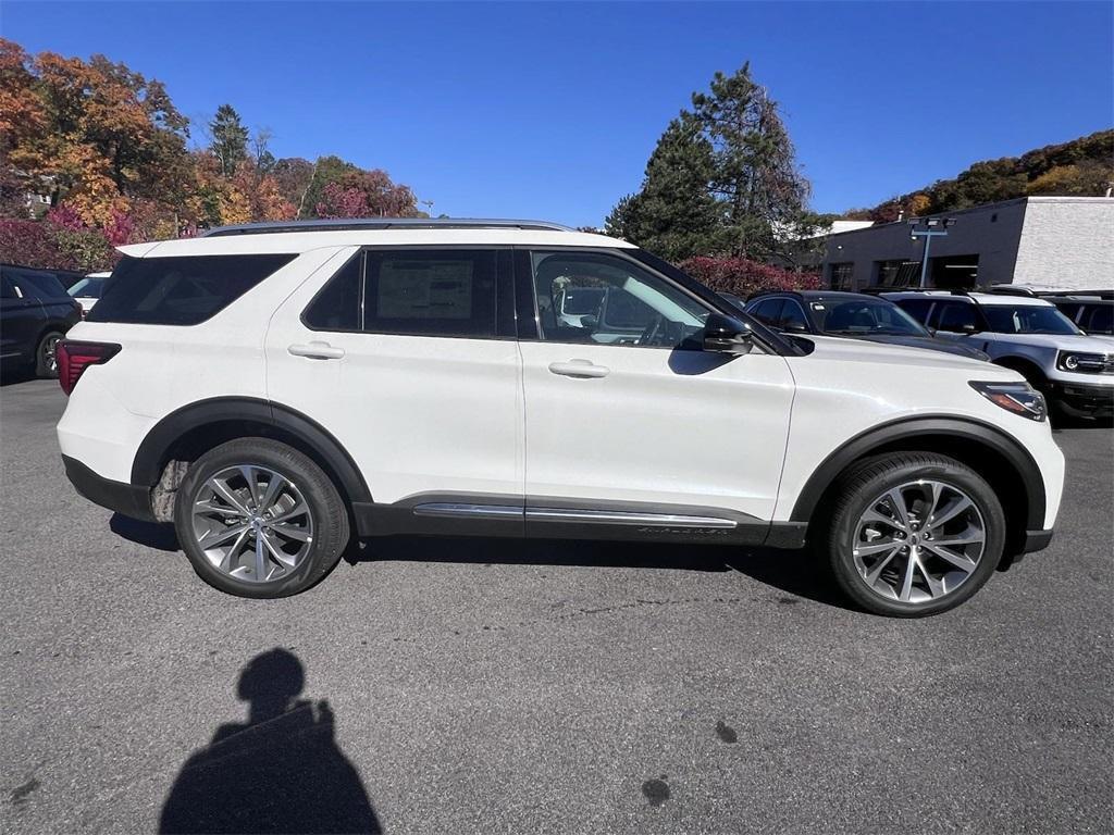 new 2025 Ford Explorer car, priced at $60,230