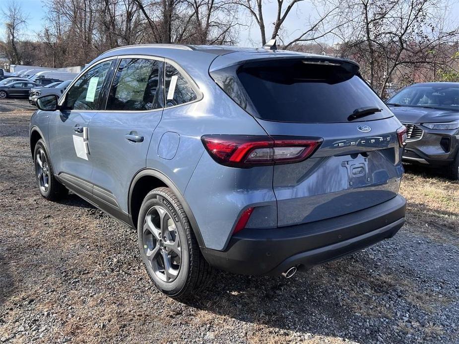 new 2025 Ford Escape car, priced at $34,005