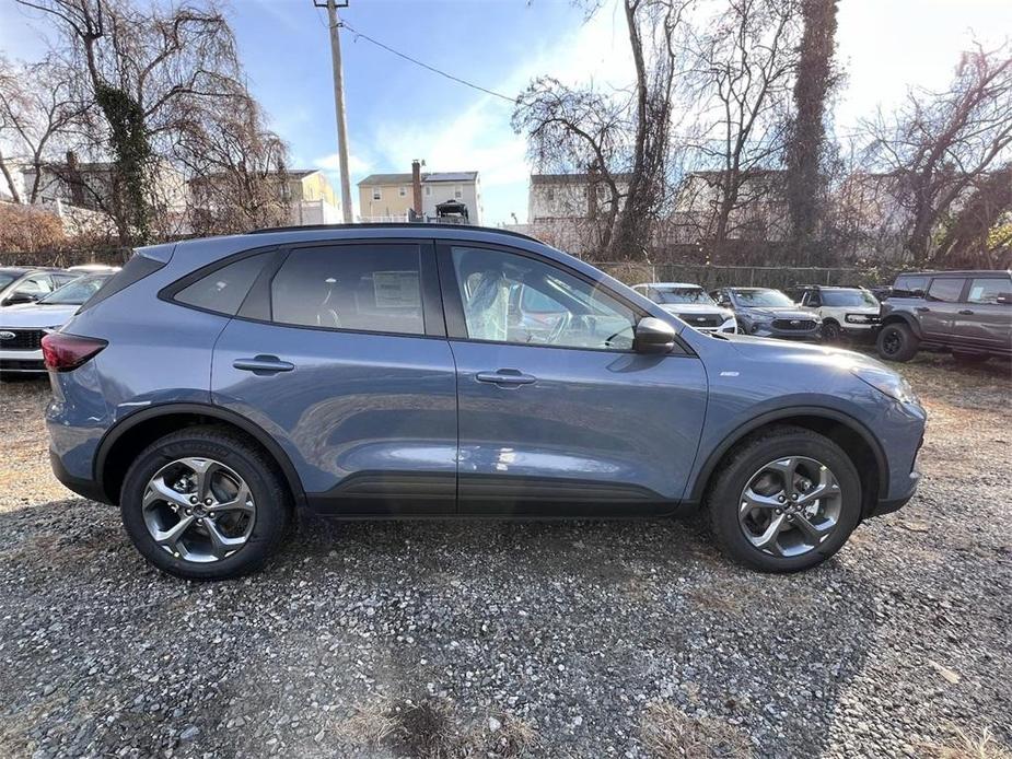 new 2025 Ford Escape car, priced at $34,005