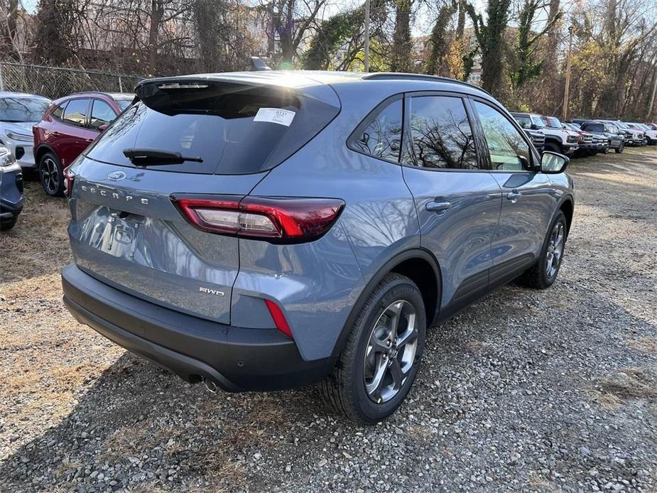 new 2025 Ford Escape car, priced at $34,005