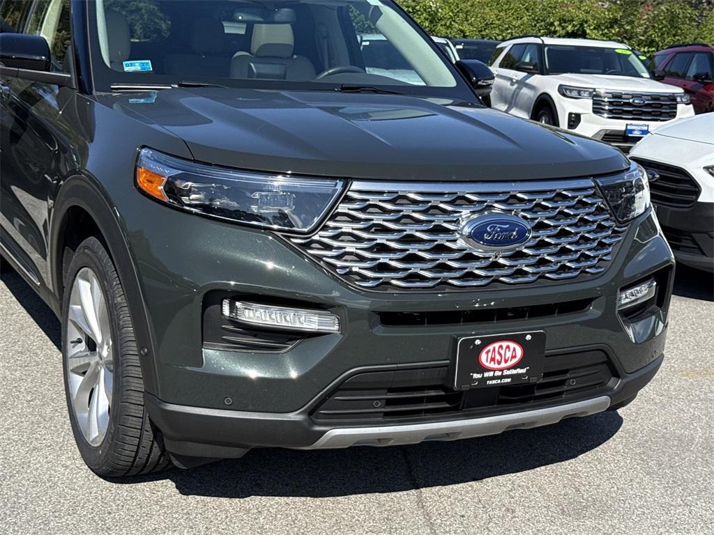new 2025 Ford Explorer car, priced at $51,975