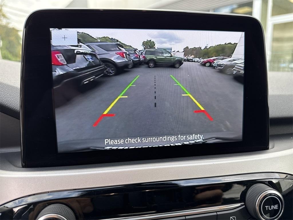 used 2022 Ford Escape car, priced at $20,900