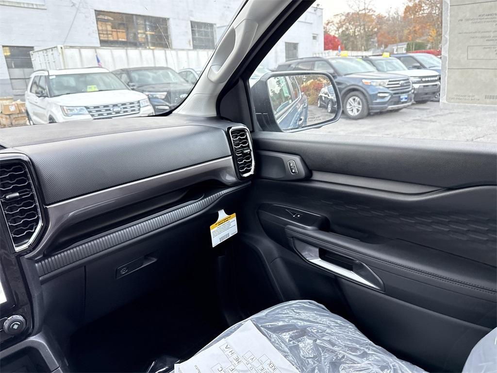 new 2025 Ford Ranger car, priced at $43,725