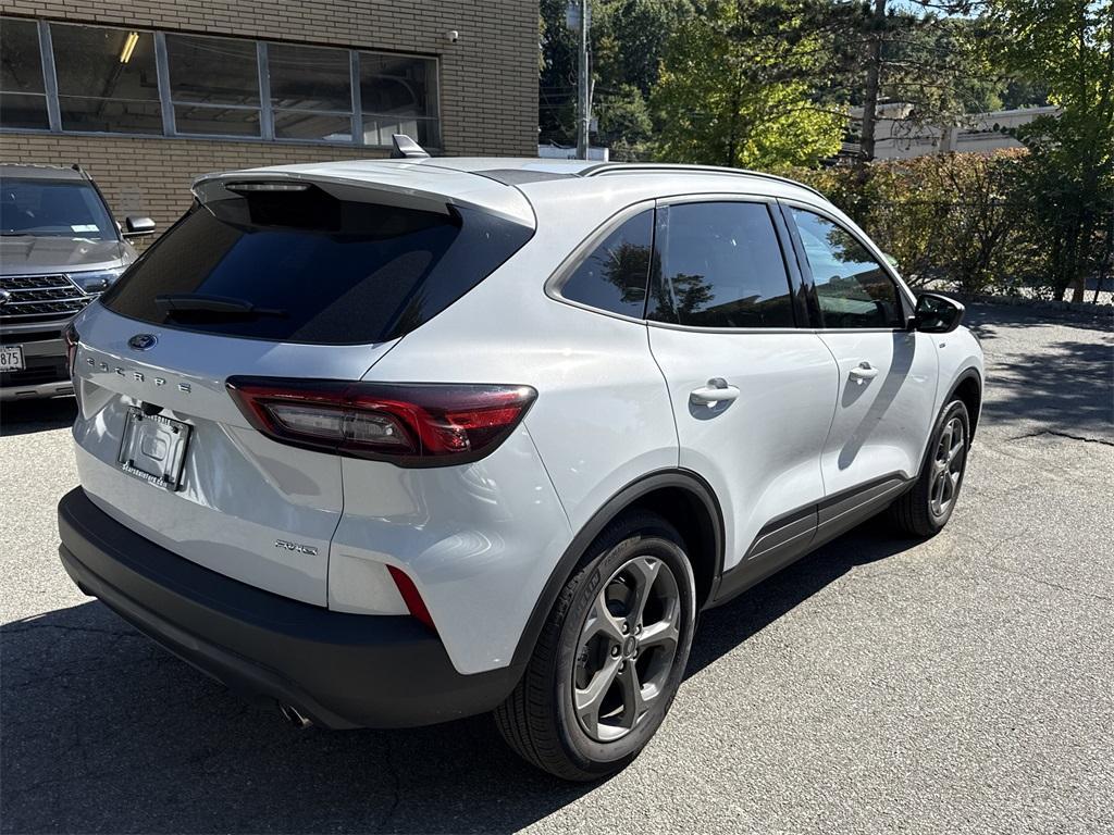 used 2025 Ford Escape car, priced at $28,900