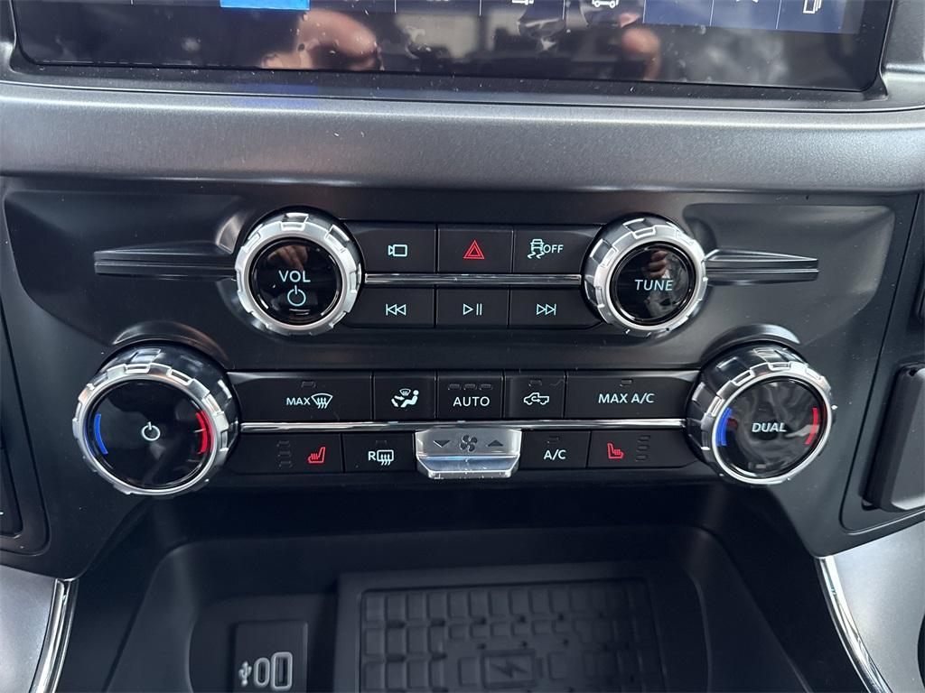 new 2025 Ford F-150 car, priced at $69,430