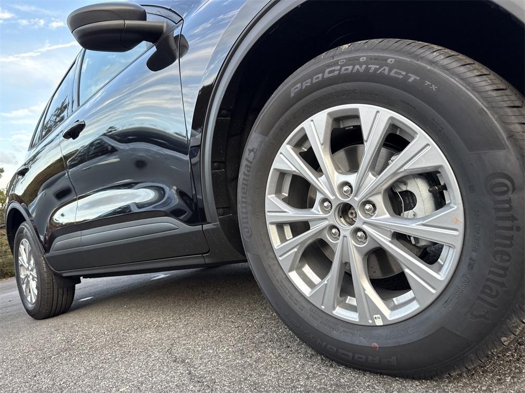 new 2025 Ford Escape car, priced at $31,575