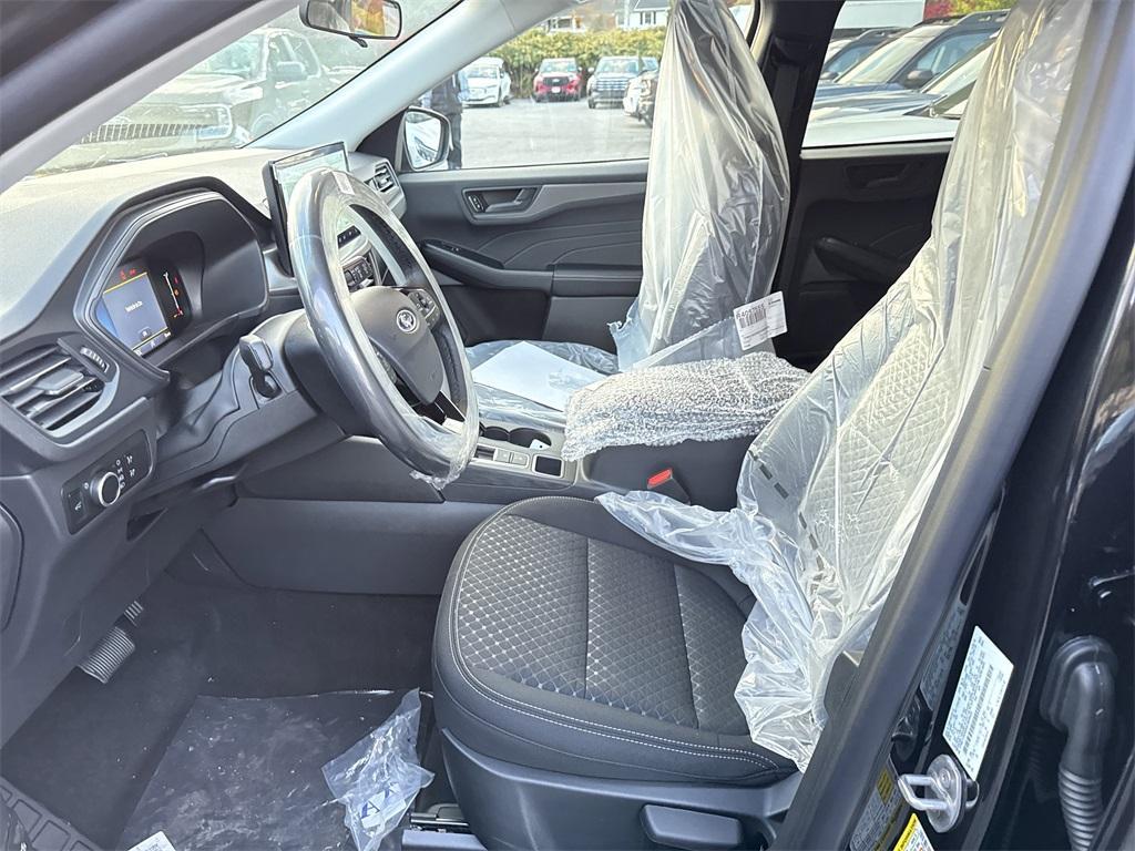 new 2025 Ford Escape car, priced at $31,575