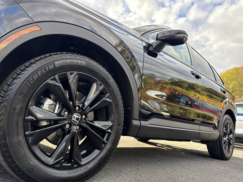 used 2026 Honda CR-V Hybrid car, priced at $38,900