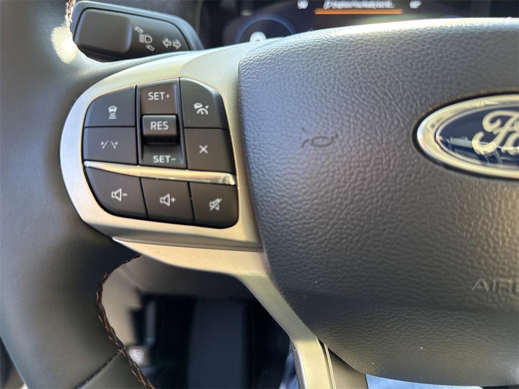 new 2025 Ford Explorer car, priced at $49,735