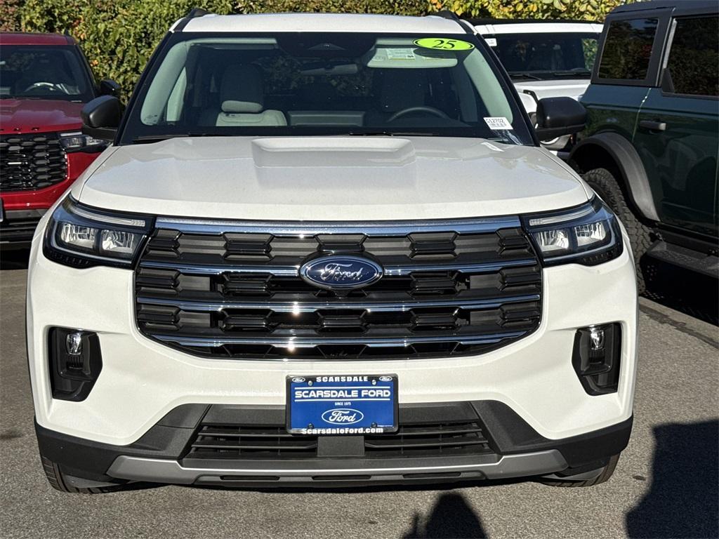 new 2025 Ford Explorer car, priced at $49,735