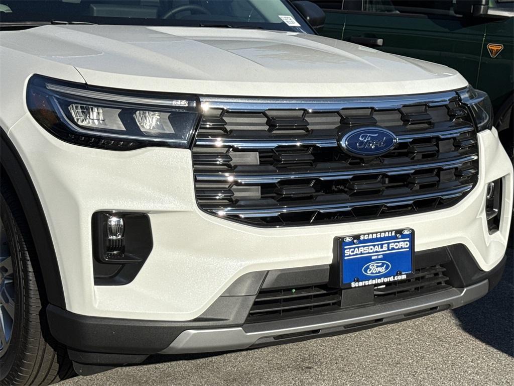 new 2025 Ford Explorer car, priced at $49,735