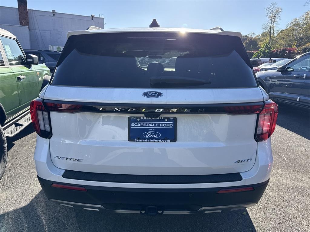 new 2025 Ford Explorer car, priced at $49,735