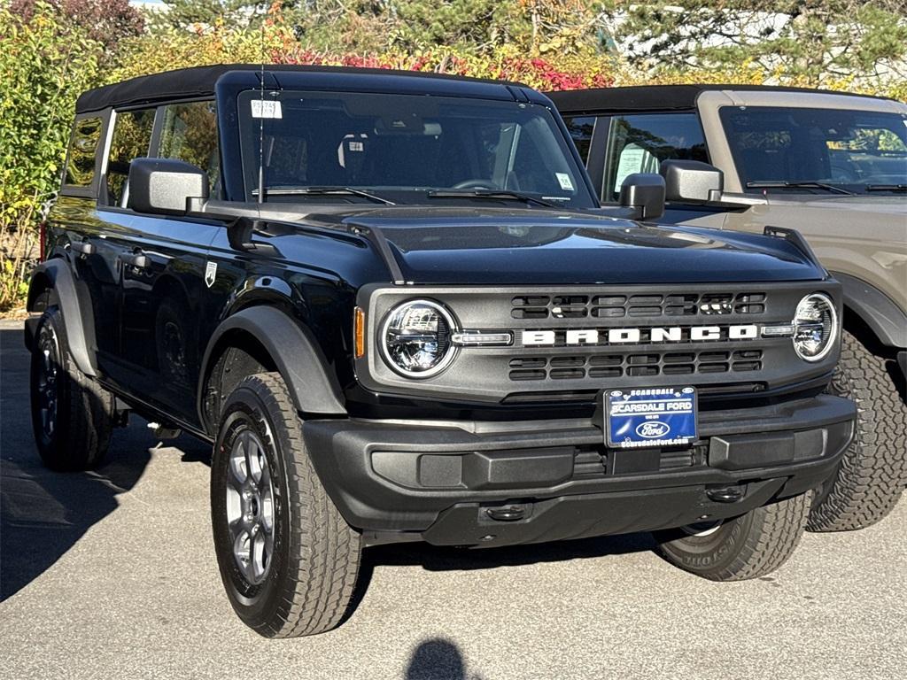 new 2025 Ford Bronco car, priced at $45,335