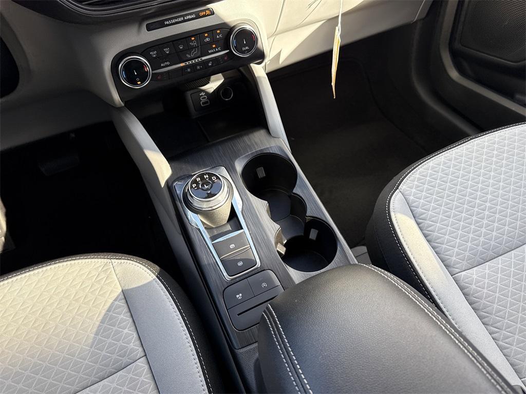 new 2025 Ford Escape car