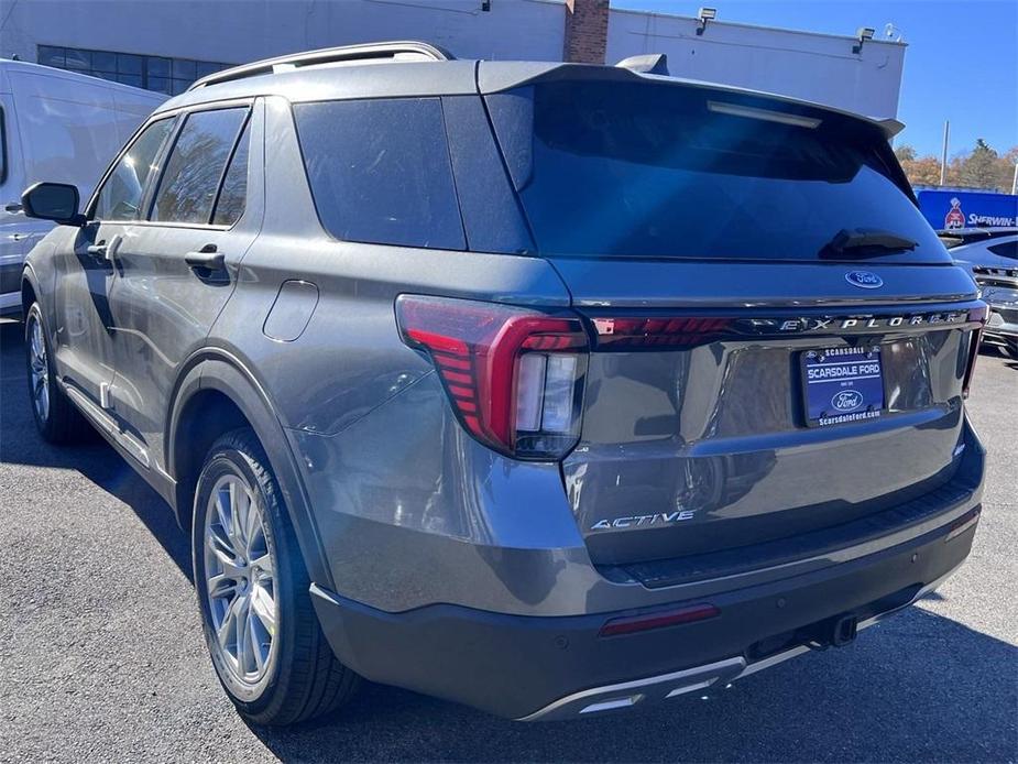 new 2025 Ford Explorer car, priced at $48,960