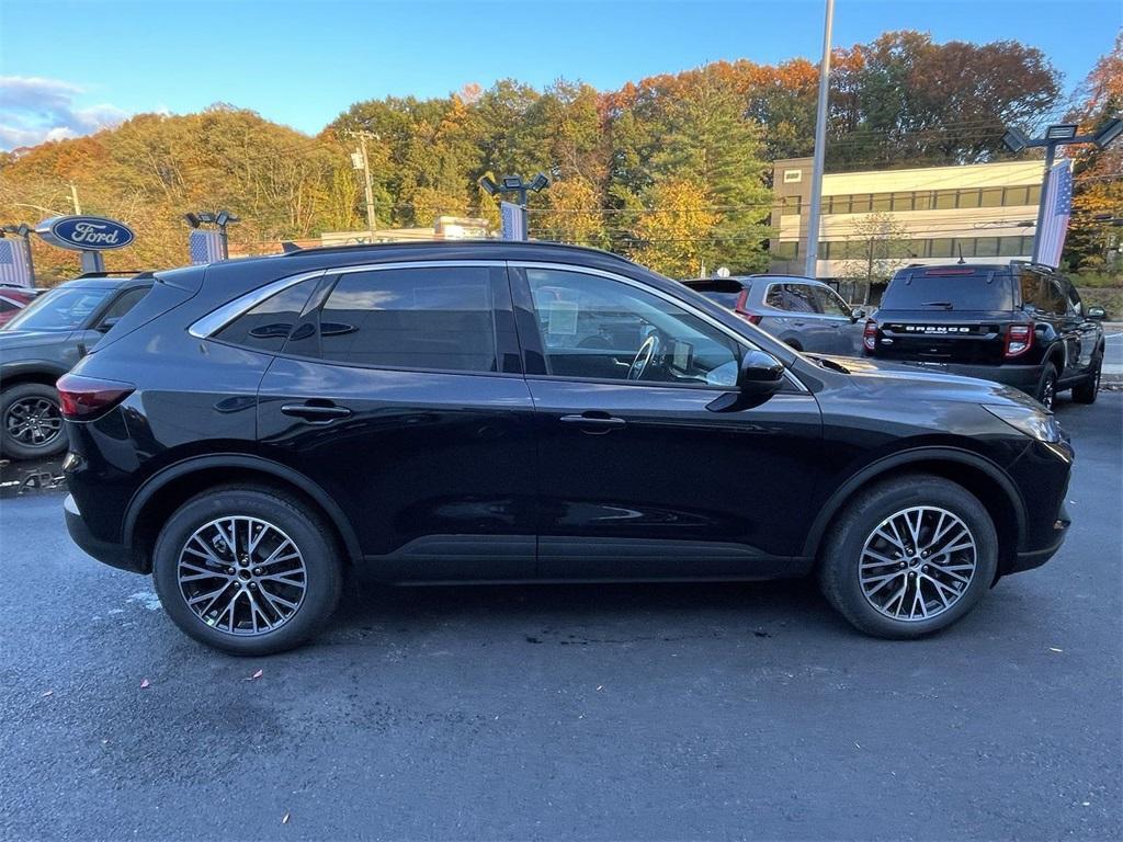 new 2023 Ford Escape car, priced at $34,995