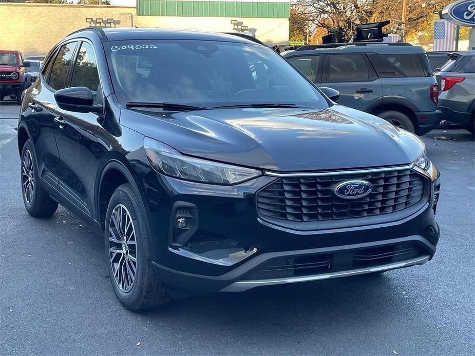 new 2023 Ford Escape car, priced at $34,995