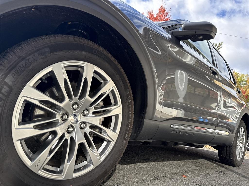 used 2025 Ford Explorer car, priced at $48,400
