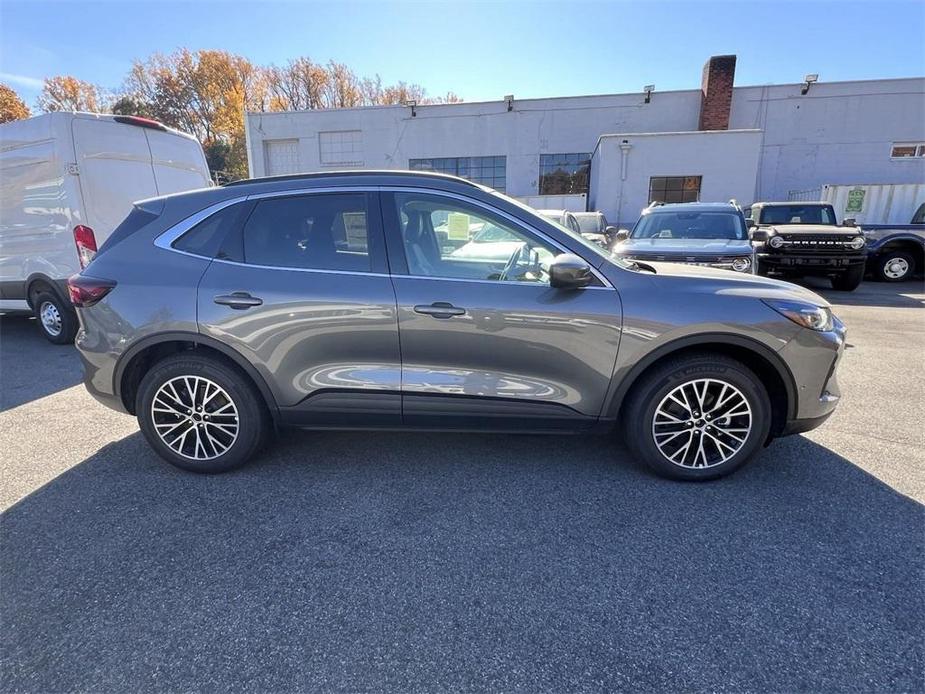 new 2023 Ford Escape car, priced at $40,995