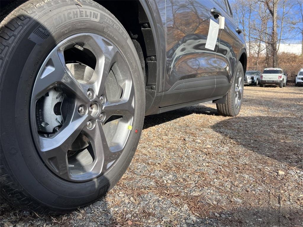 new 2025 Ford Escape car, priced at $34,070