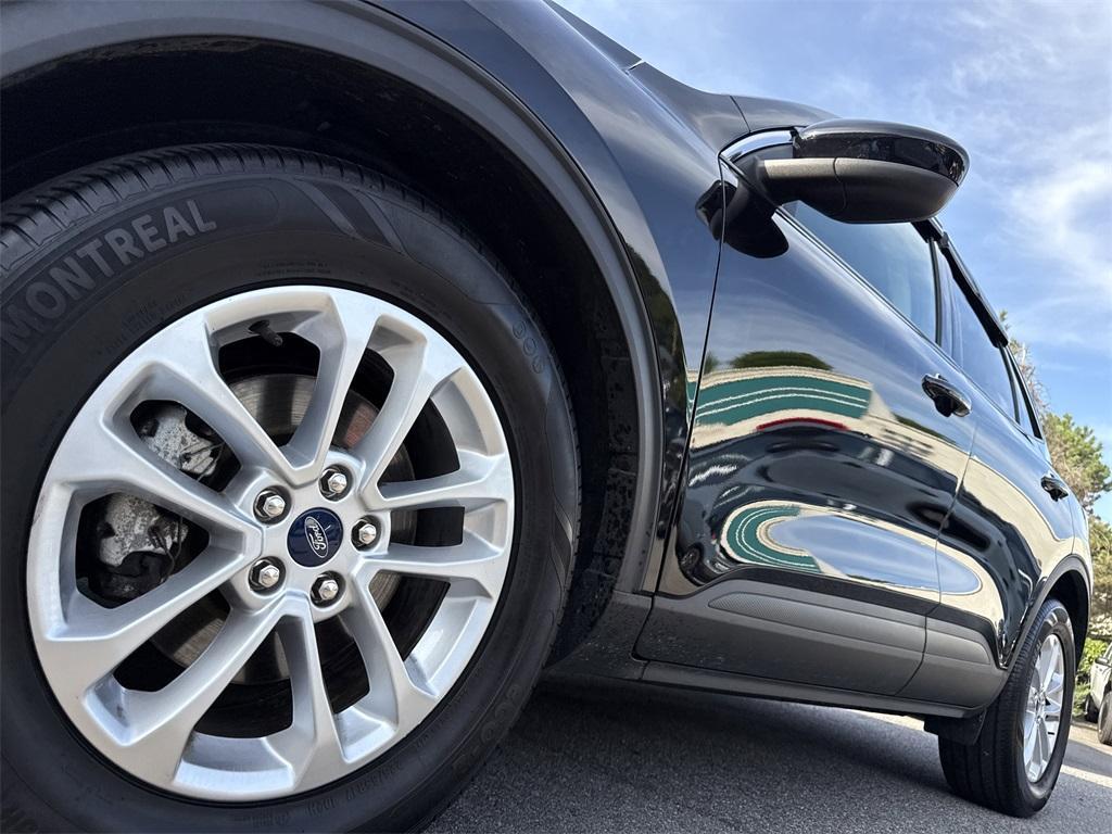 used 2020 Ford Escape car, priced at $15,900