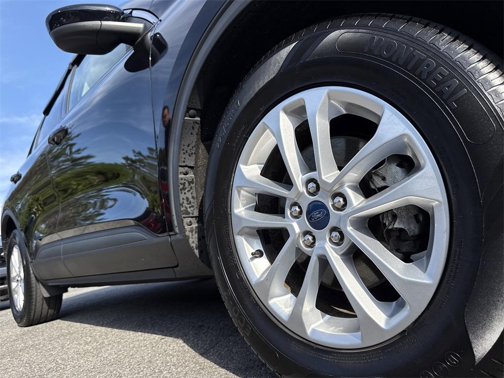 used 2020 Ford Escape car, priced at $15,900