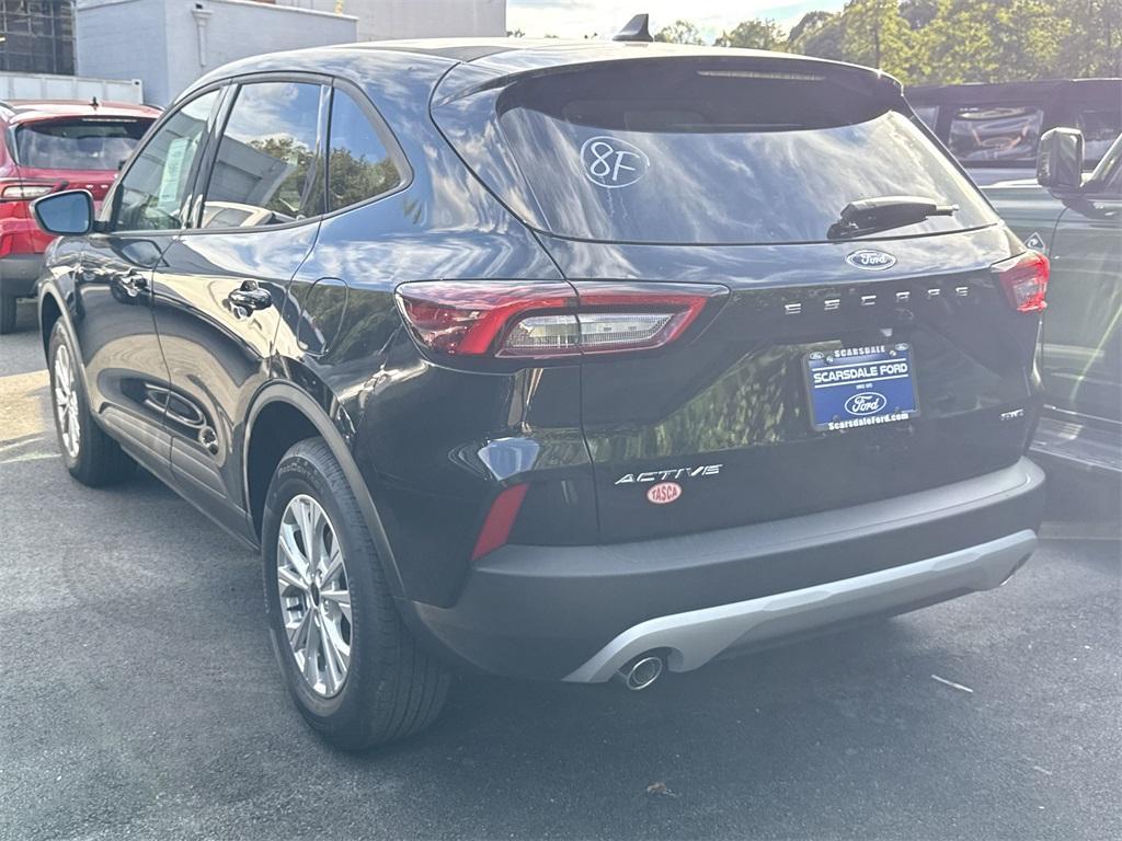 new 2025 Ford Escape car, priced at $29,540