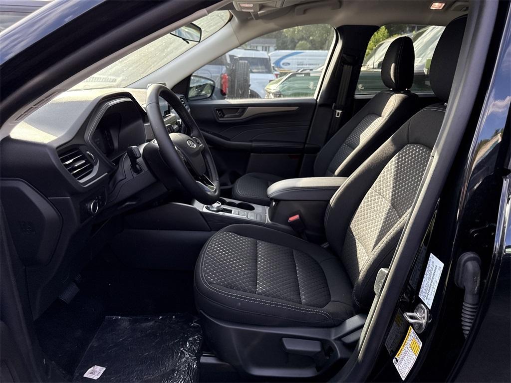 new 2025 Ford Escape car, priced at $29,540