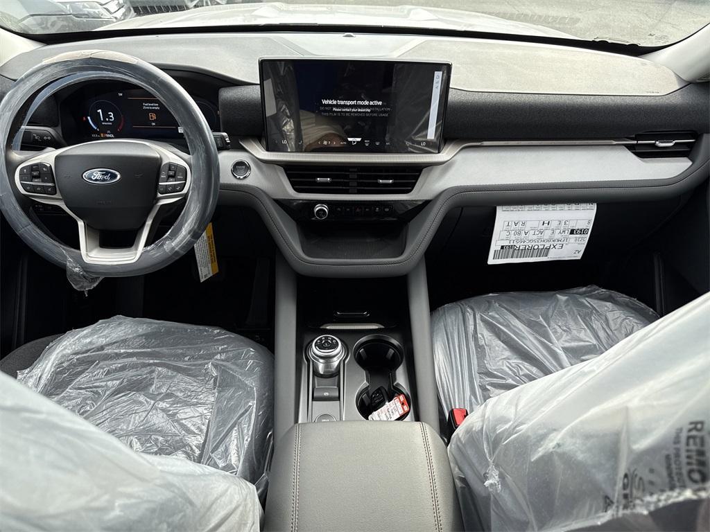 new 2025 Ford Explorer car, priced at $43,640