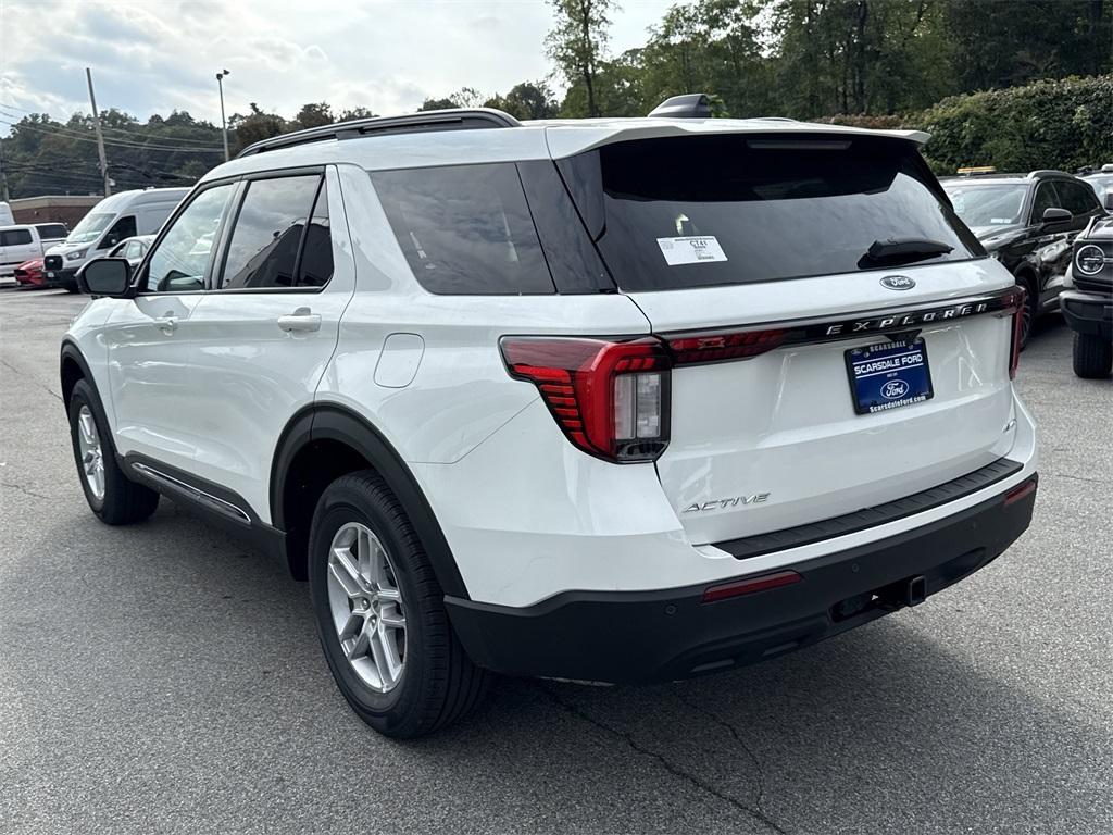 new 2025 Ford Explorer car, priced at $43,640