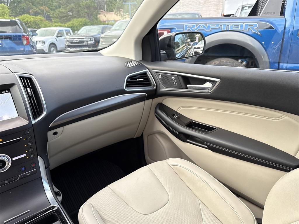 used 2019 Ford Edge car, priced at $18,900