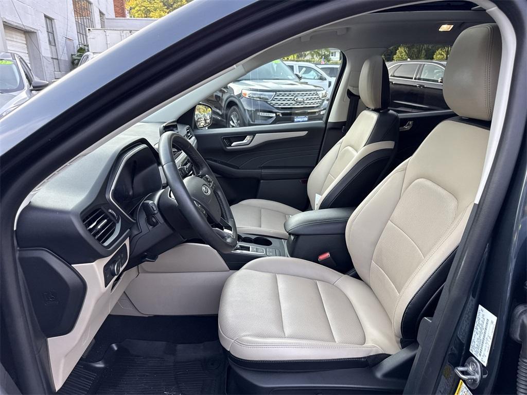 used 2022 Ford Escape car, priced at $23,900