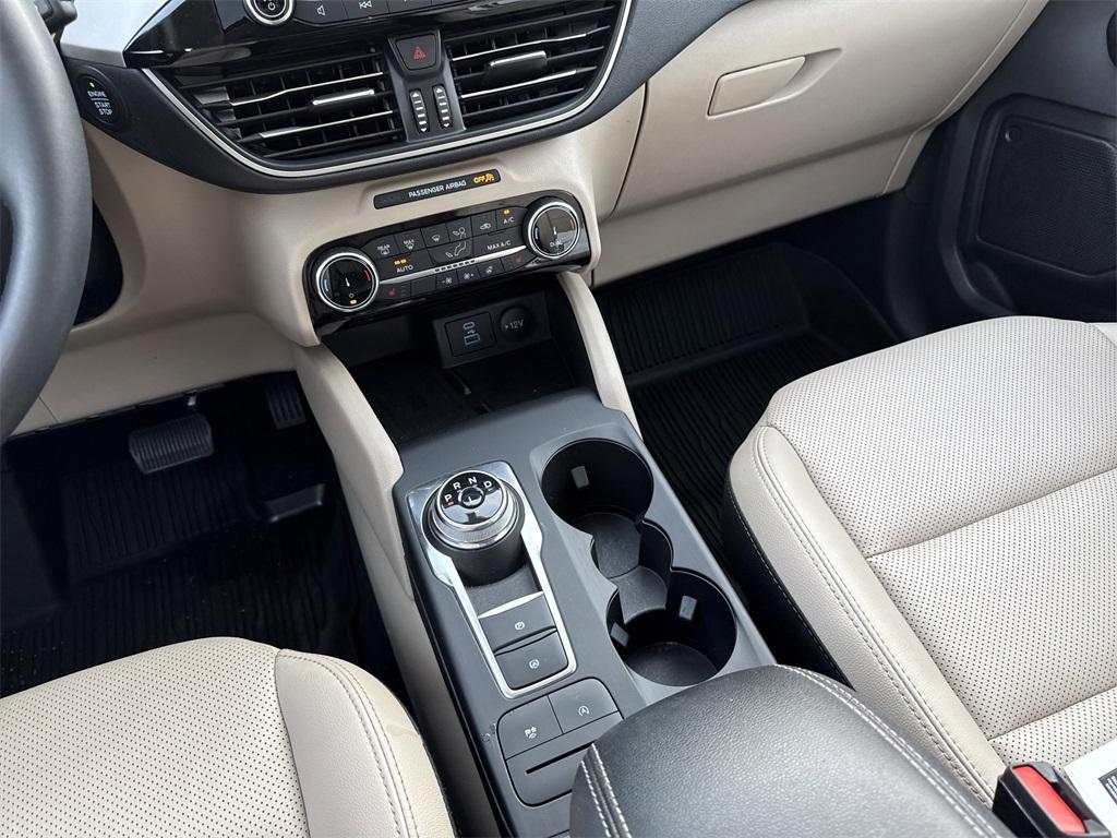 used 2022 Ford Escape car, priced at $23,900