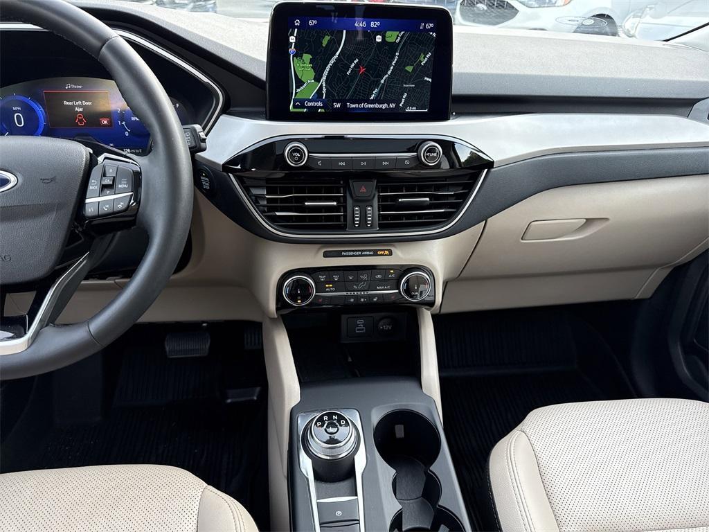 used 2022 Ford Escape car, priced at $23,900