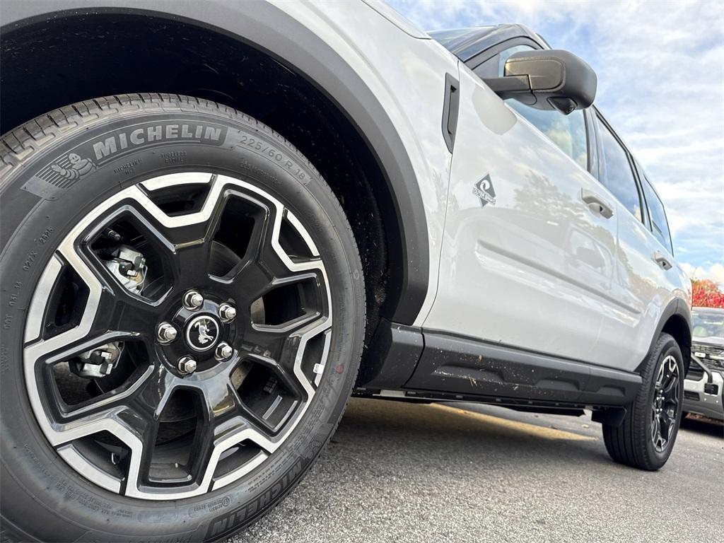 new 2025 Ford Bronco Sport car, priced at $39,170