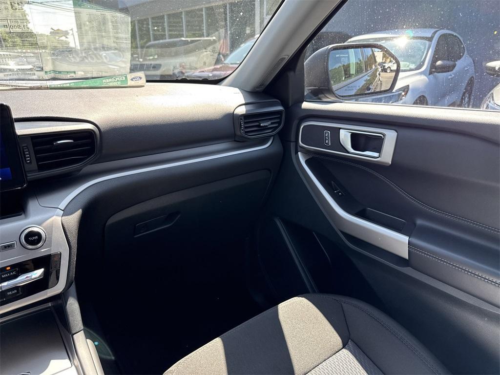 used 2023 Ford Explorer car, priced at $32,900